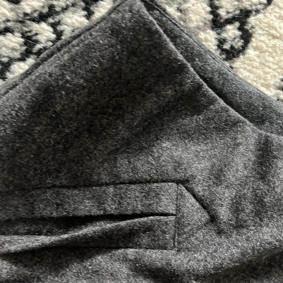 H&M wool skirt grey 2 - Picture 9 of 13